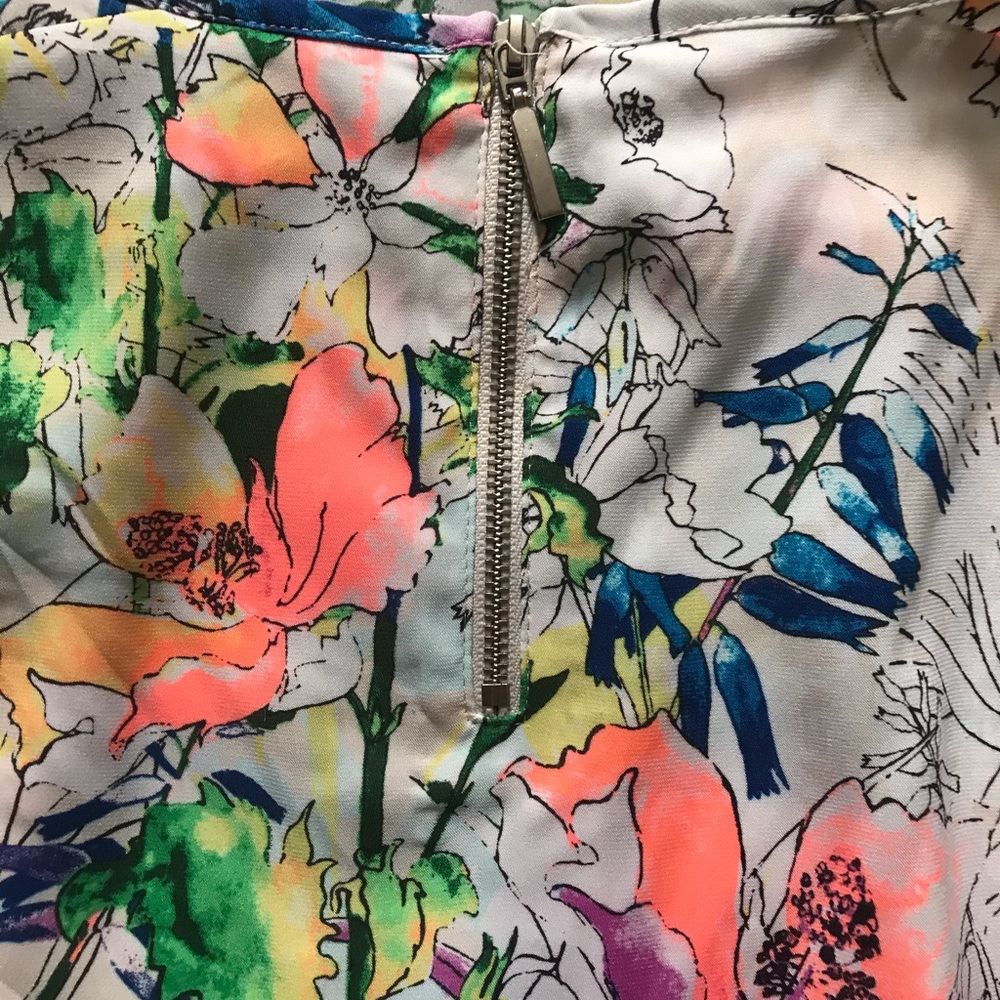 Express Blouse - Picture 2 of 3